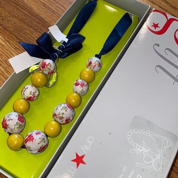 Macy’s Botanical Beads Floral Wrap Ribbon Necklace Summer Boho NWT - Picture 1 of 8